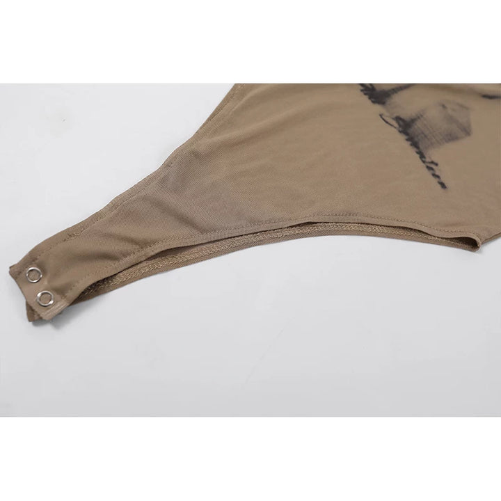 בגד גוף עם שרוולים ארוכים ורשת שקופה 