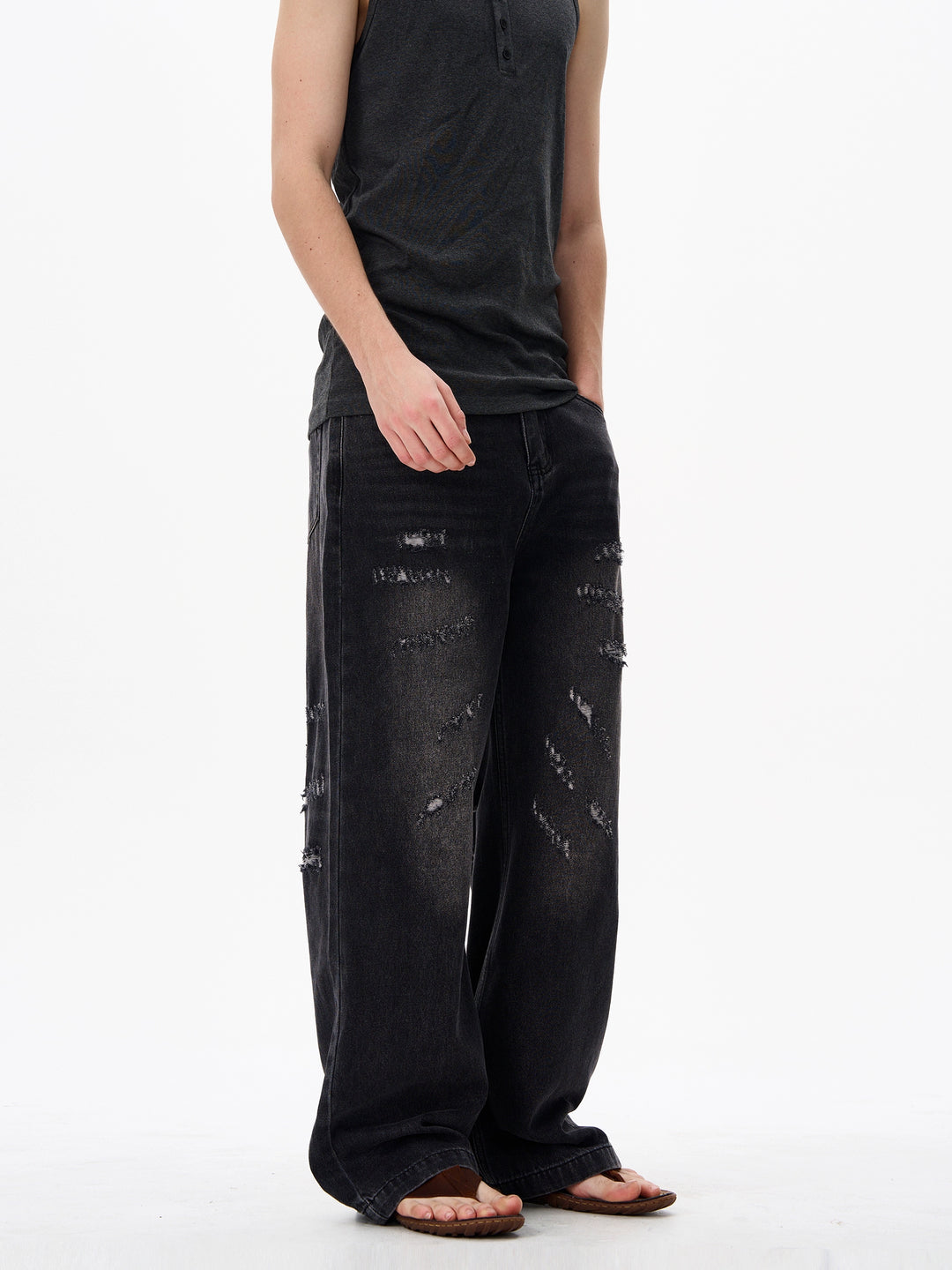 distressed wide leg retro jeans 