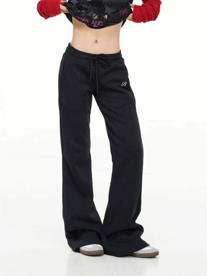 Flared Low-Rise Slim Fit Sweatpants