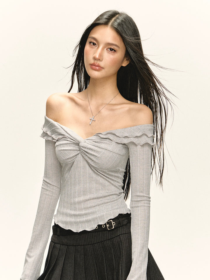 Blusa de Manga Longa Plissada com Ombros à Mostra 