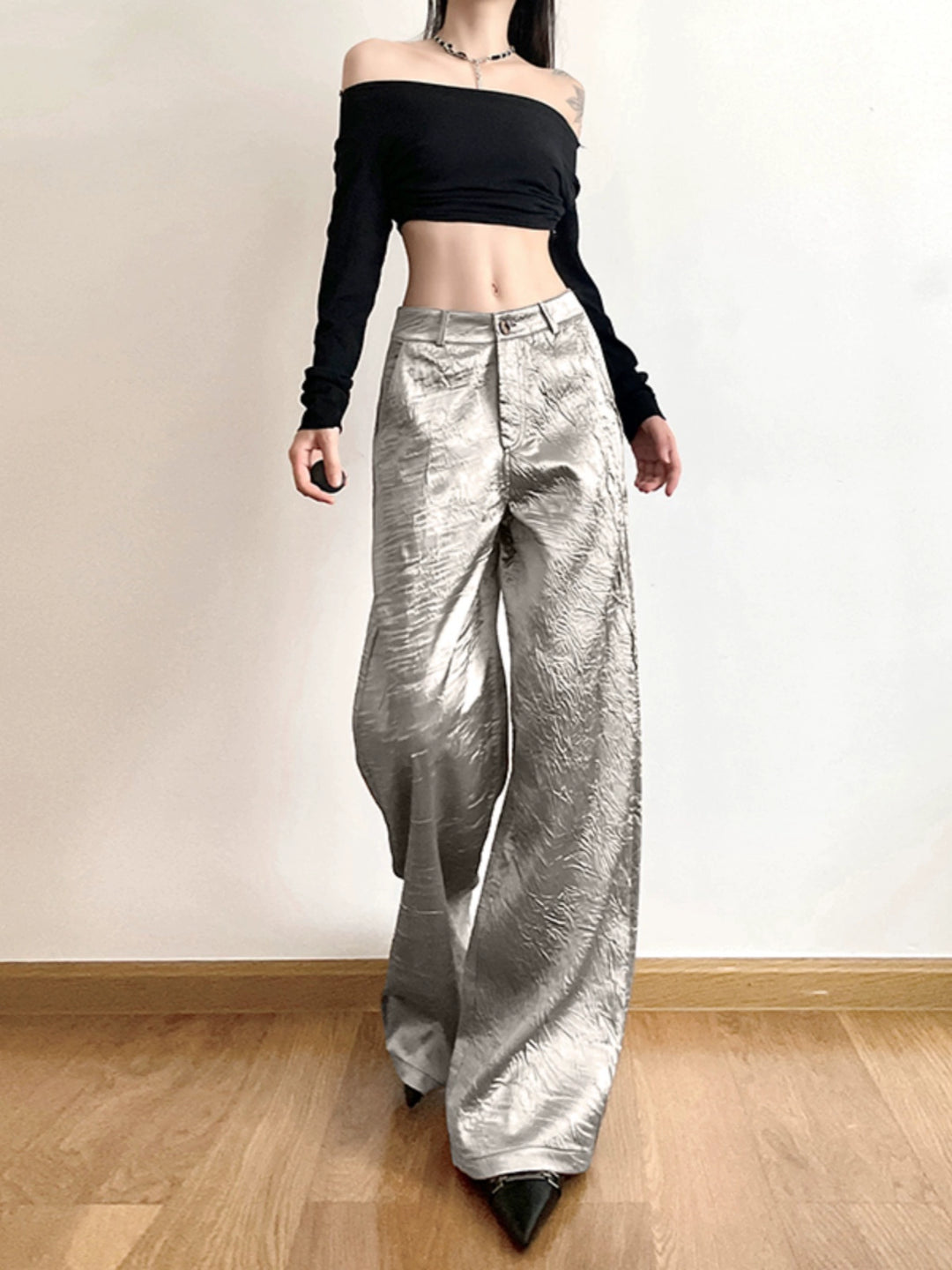 Pantalons larges à taille haute plissés 