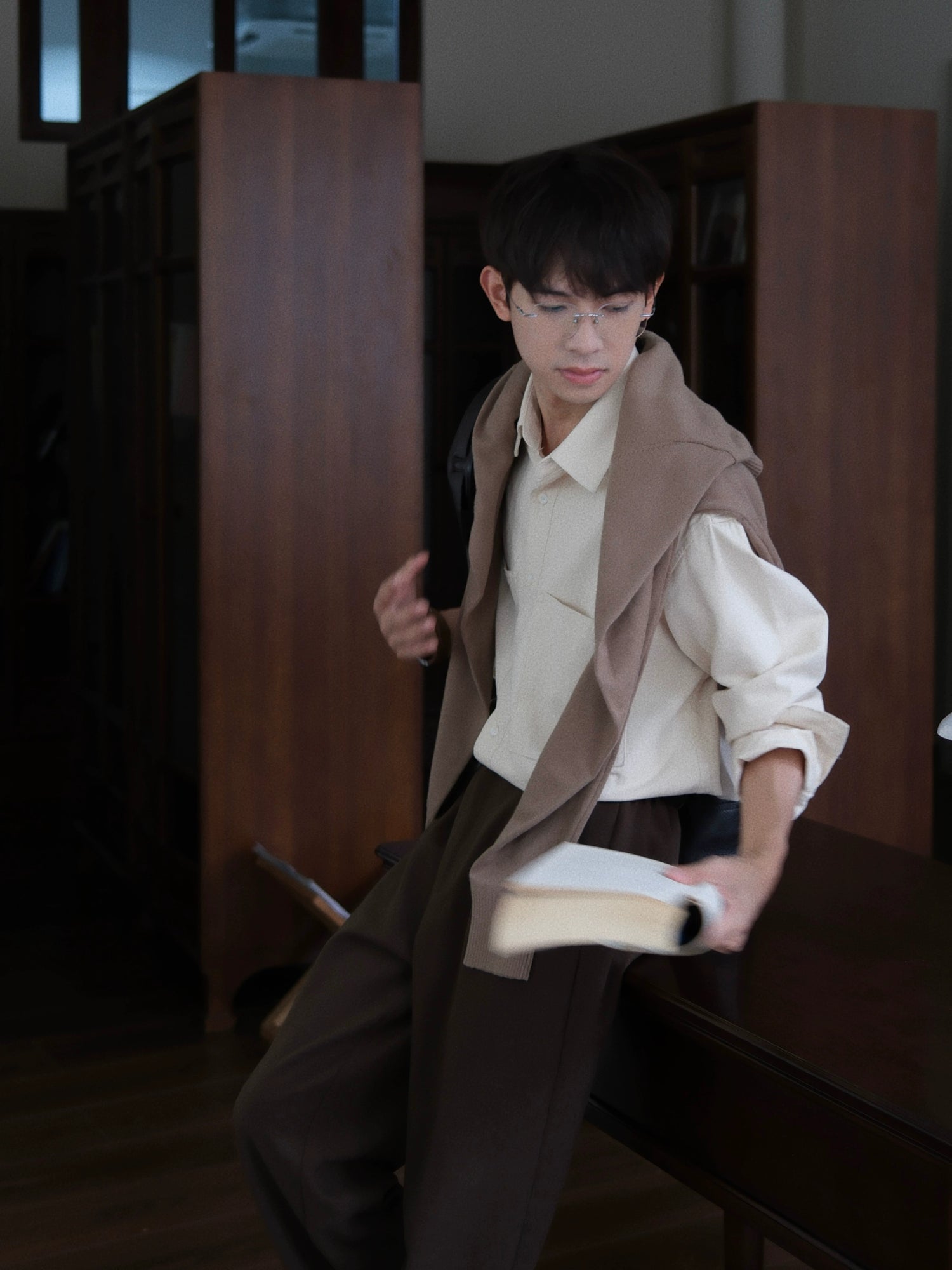 Double Pocket Lapel Cotton Loose Shirt