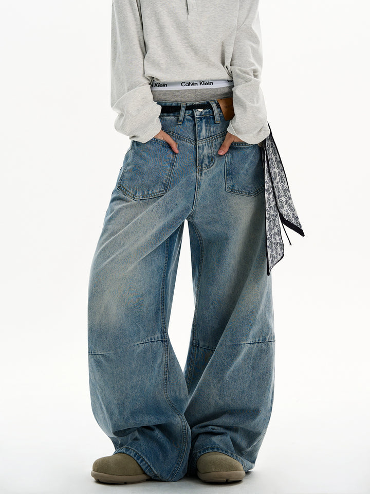 Weite, gewaschene Retro-Jeans mit weitem Bein 