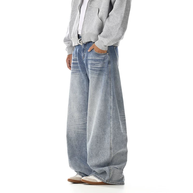 بنطلون جينز عتيق واسع الساقين بتأثير مهترئ 