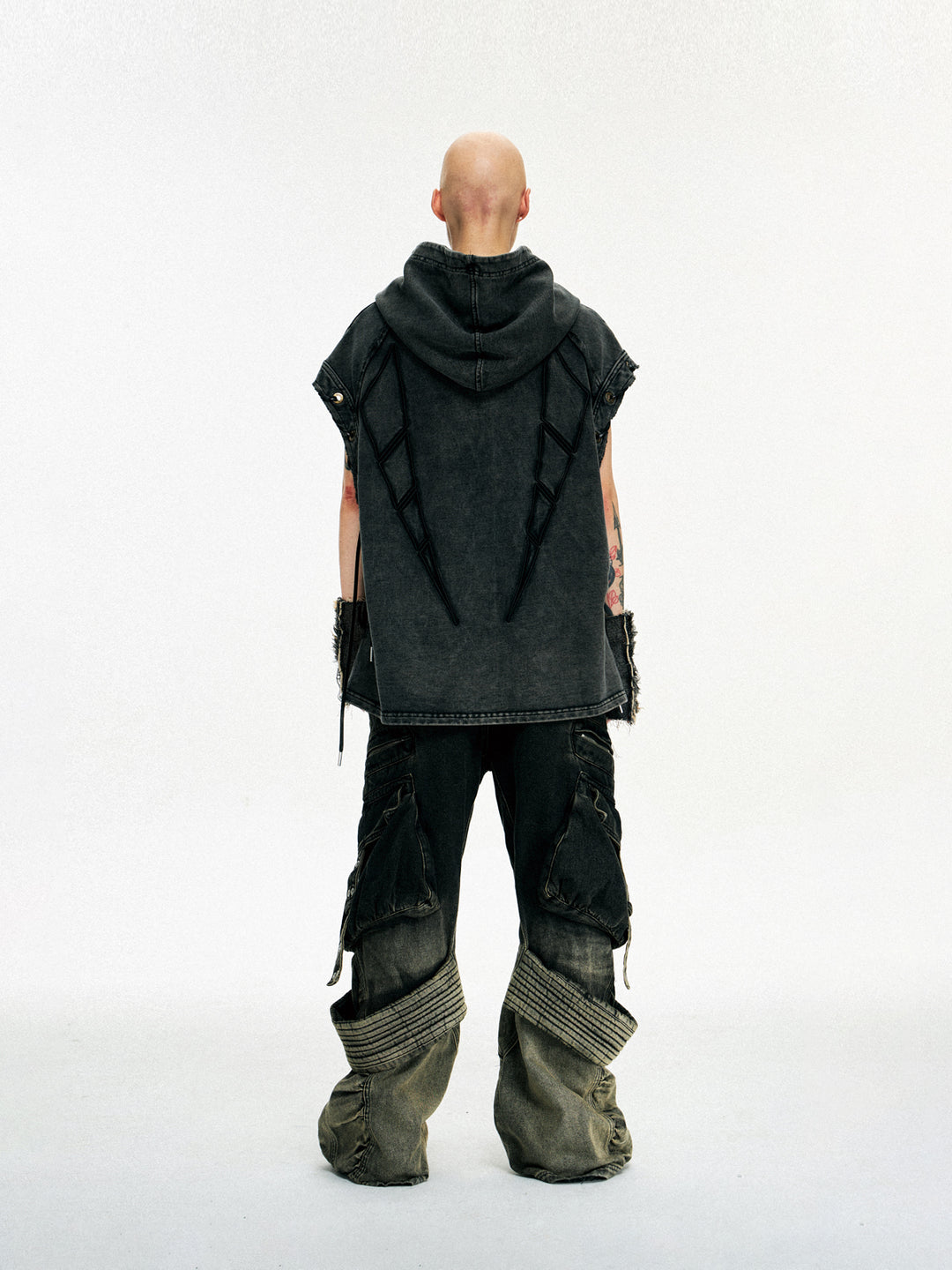 Pentagram Button Hooded Sleeveless Sweatshirt