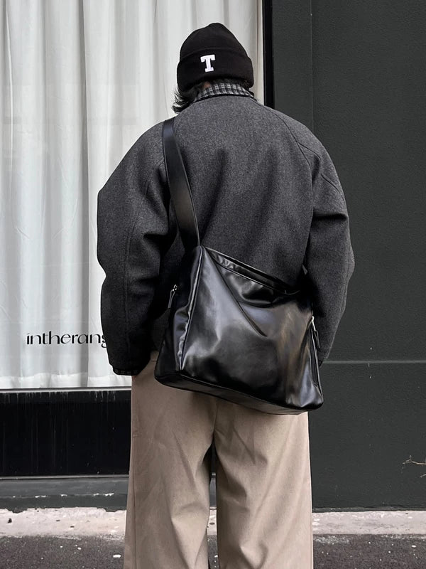 Large Capacity Leather Shoulder Commuter Bag 2