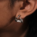 Metal Devil Claw Stud Earrings 2