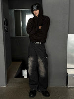 Minimalist Heavyweight Hooded Sweatshirt 3