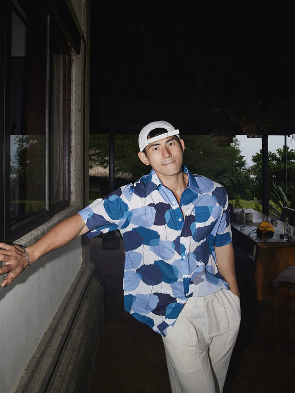 Resort Print Short-Sleeve Button-Up Shirt 3