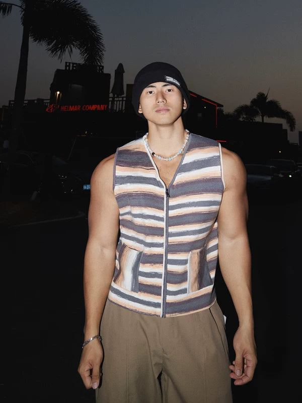 Retro Gradient Knitted V-Neck Zipper Vest 4