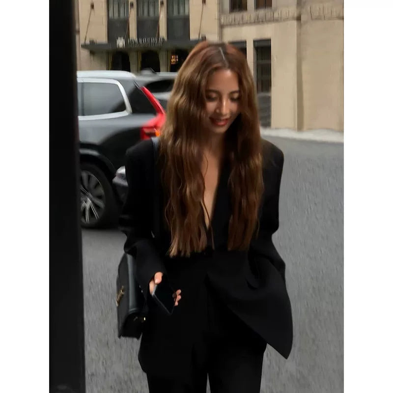 Tailored Single-Breasted Long Sleeve Blazer 2