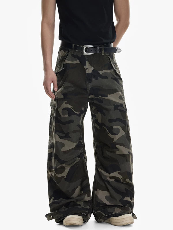 Wide Leg Camo Cargo Pants 2