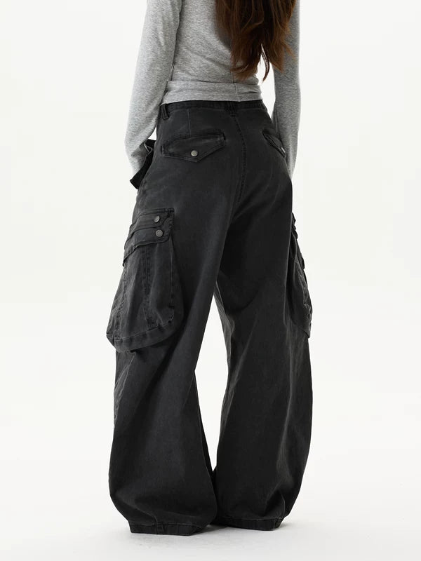 Wide Leg Curved Cargo Pants 5