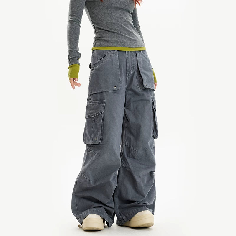 Wide-Leg Multi-Pocket Cargo Pants 2