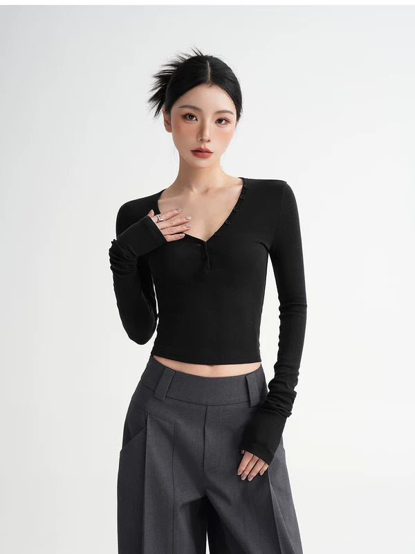 Wool V-Neck Slim Fit Cropped Top 4