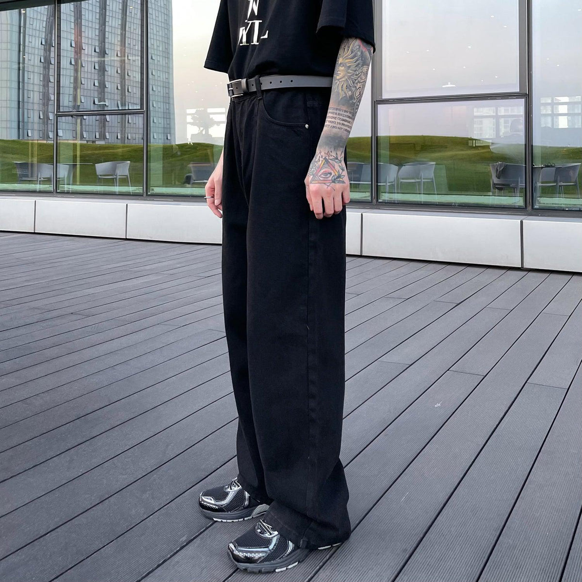 Basic Wide Leg Jeans