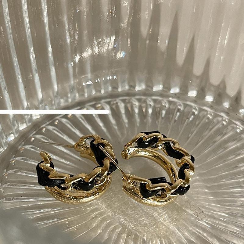 Black C-Shaped Earrings