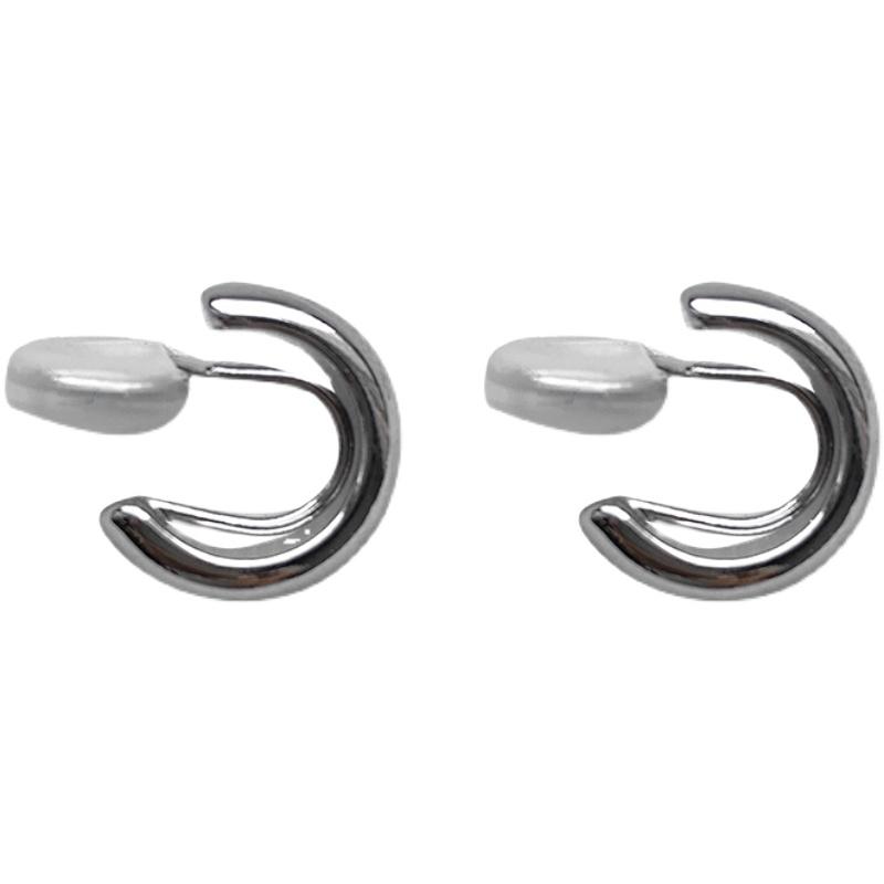C-Shaped Earring Clip