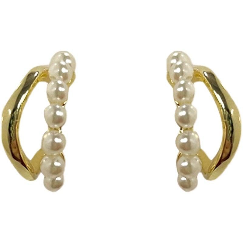 C-Shaped Pearl Earrings