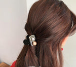 Camellia Small Claw Clip