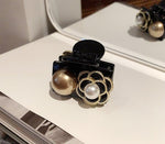 Camellia Small Claw Clip