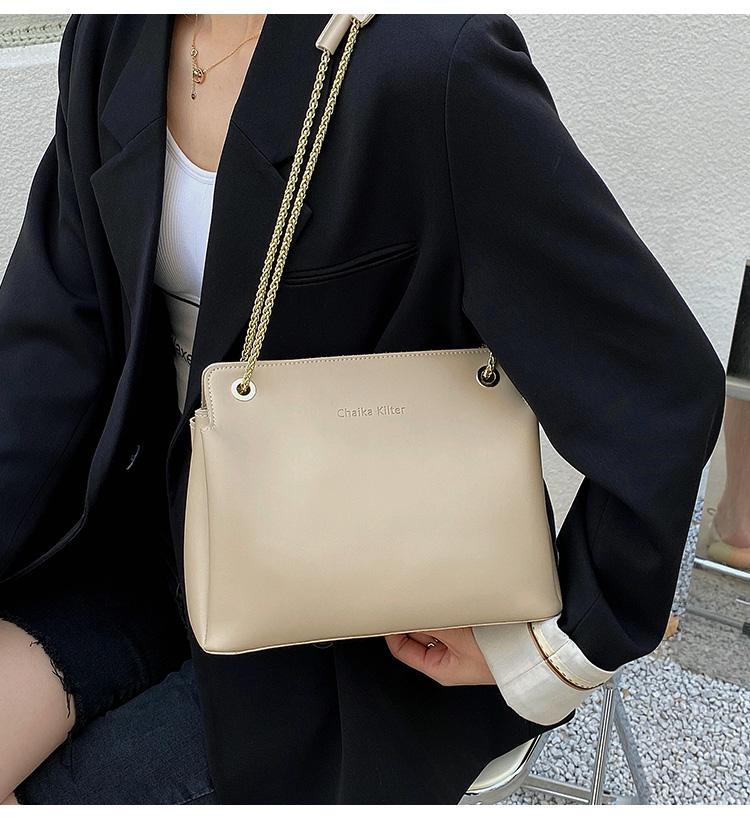 Chain Messenger Bag