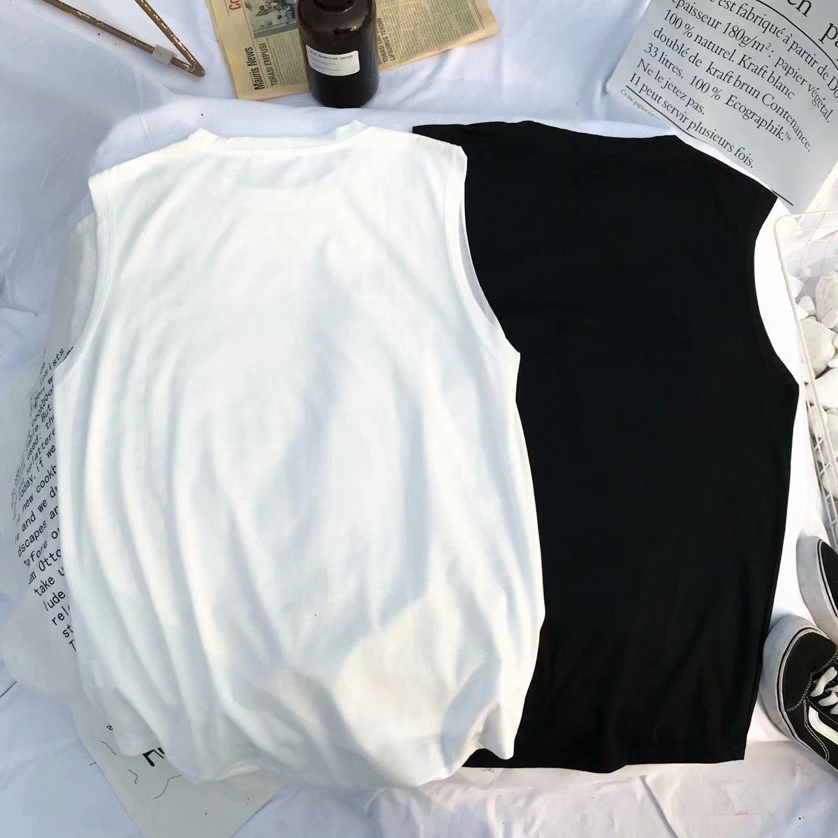 Comic Sleeveless T-Shirt