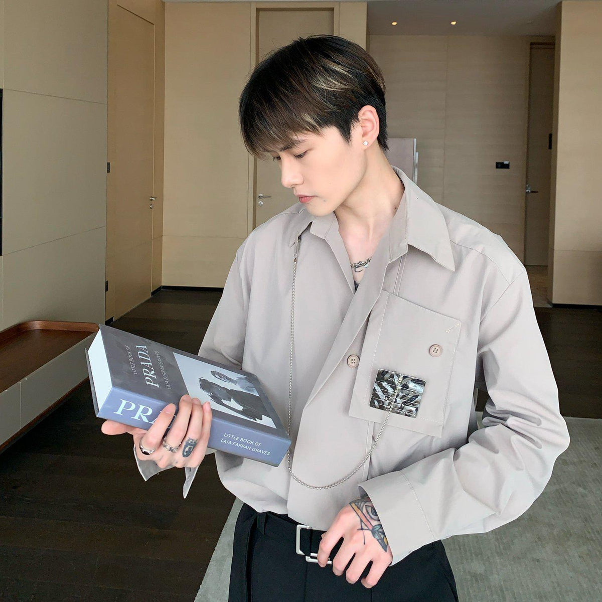 Detachable Metal Card Design Shirt