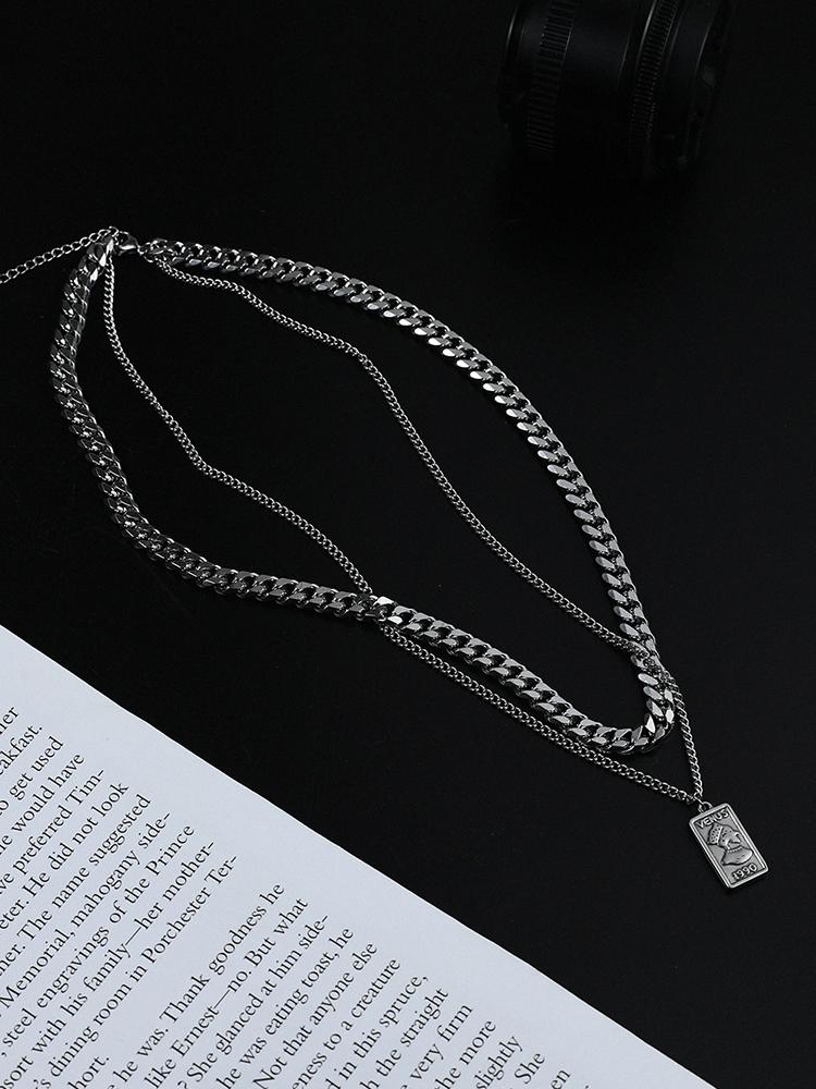 Double-layer Portrait Pendant Necklace - The Korean Fashion