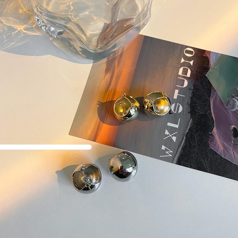 Fashion Spherical Earrings