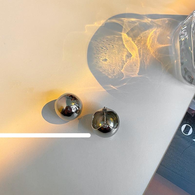 Fashion Spherical Earrings