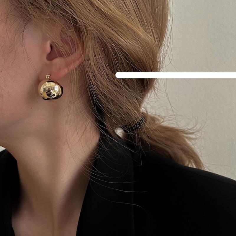 Fashion Spherical Earrings