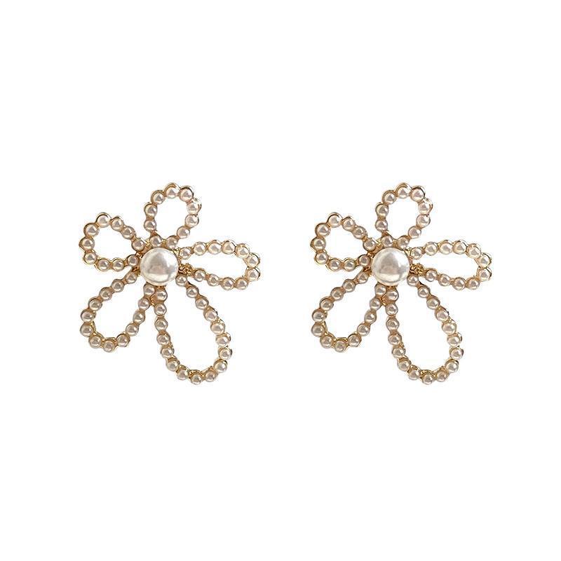 Flower Shape Earrings