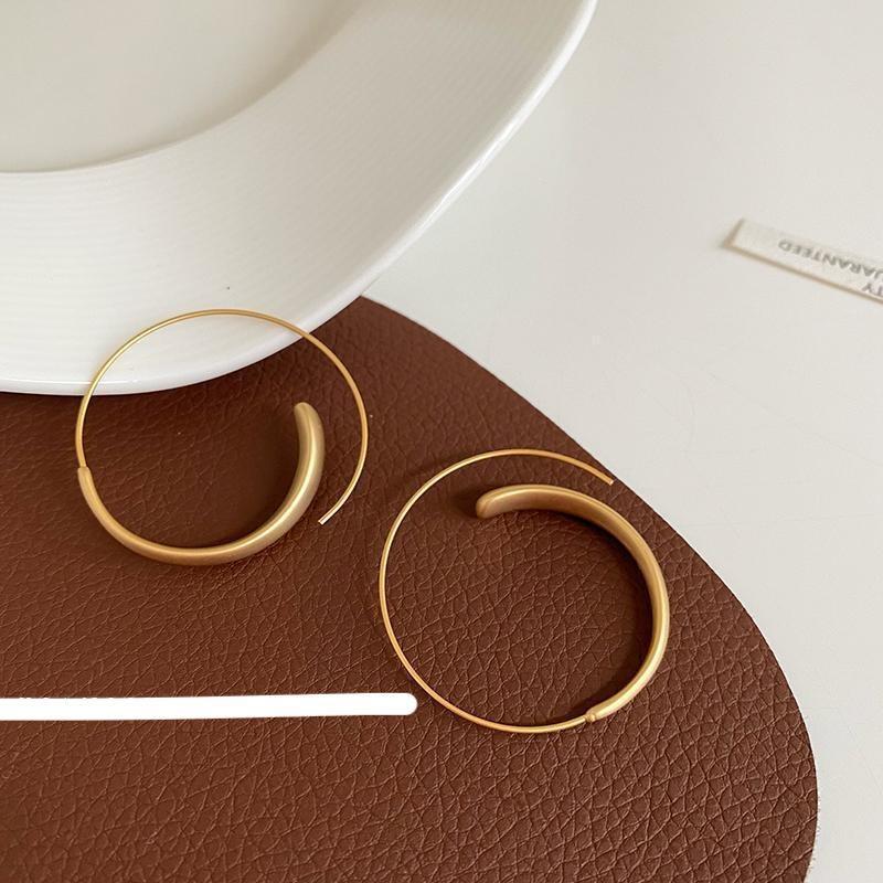 Frosted Design Earrings