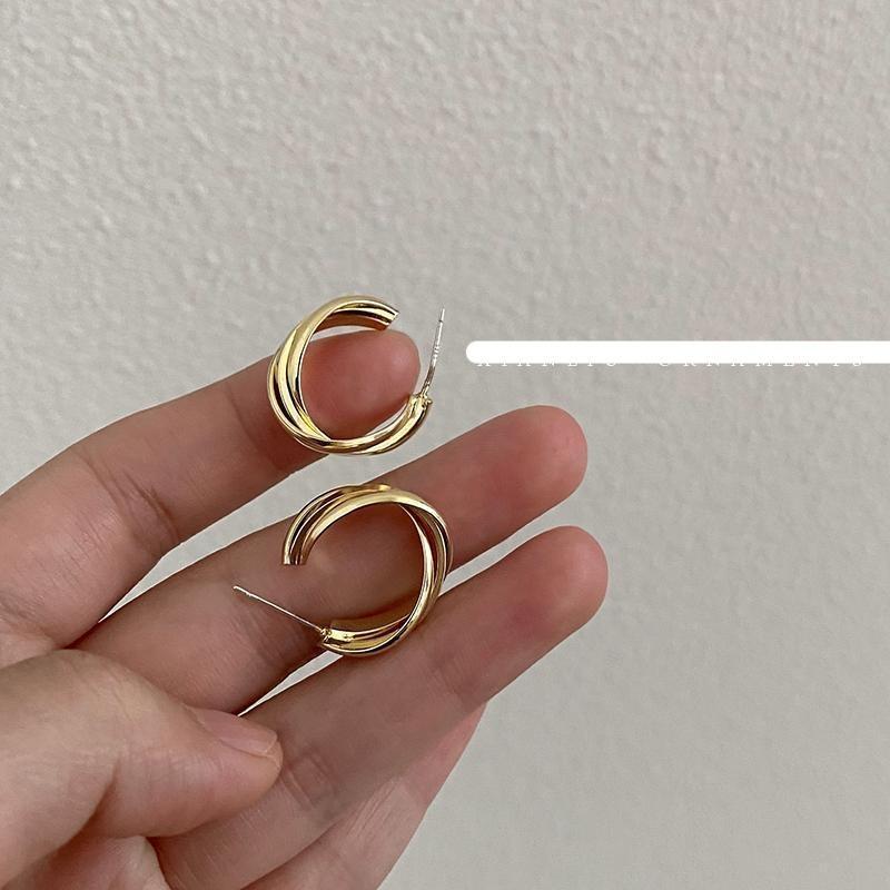 Geometric Twist Earrings