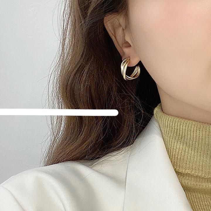 Geometric Twist Earrings