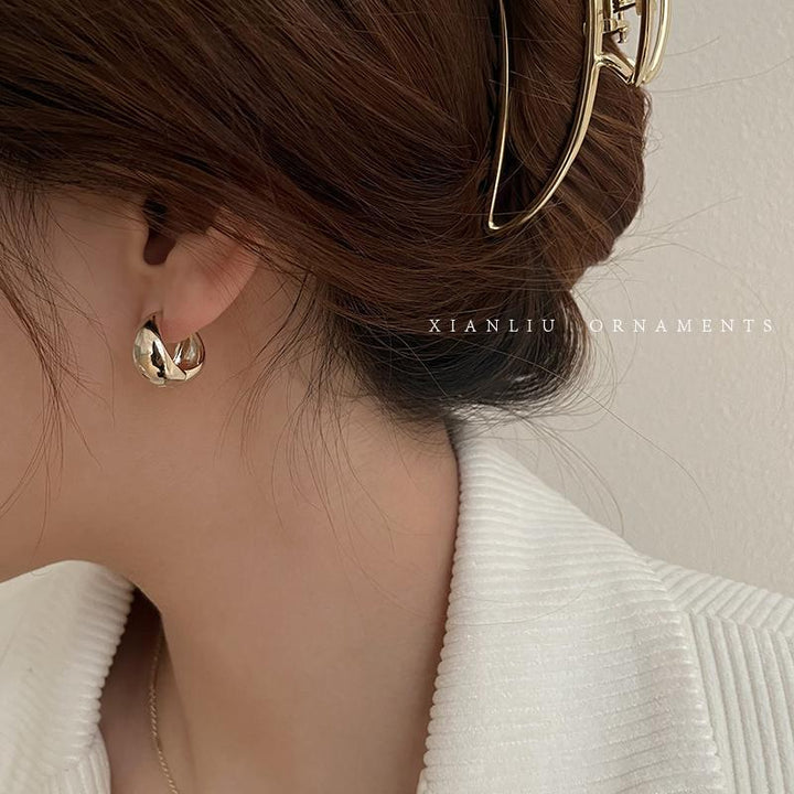 Gold Circle Earrings