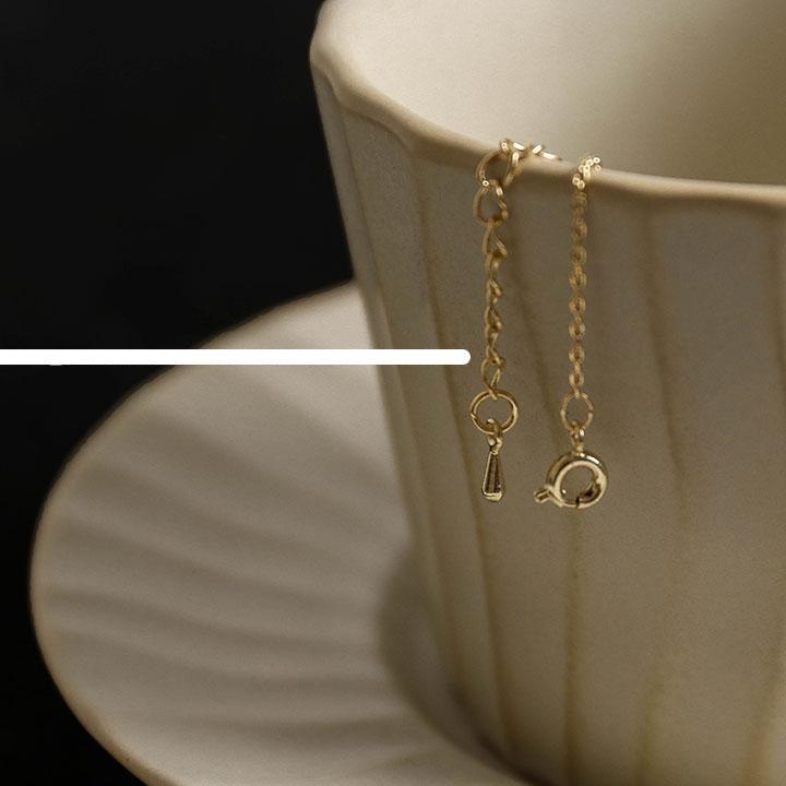 'H' Pendant Necklace