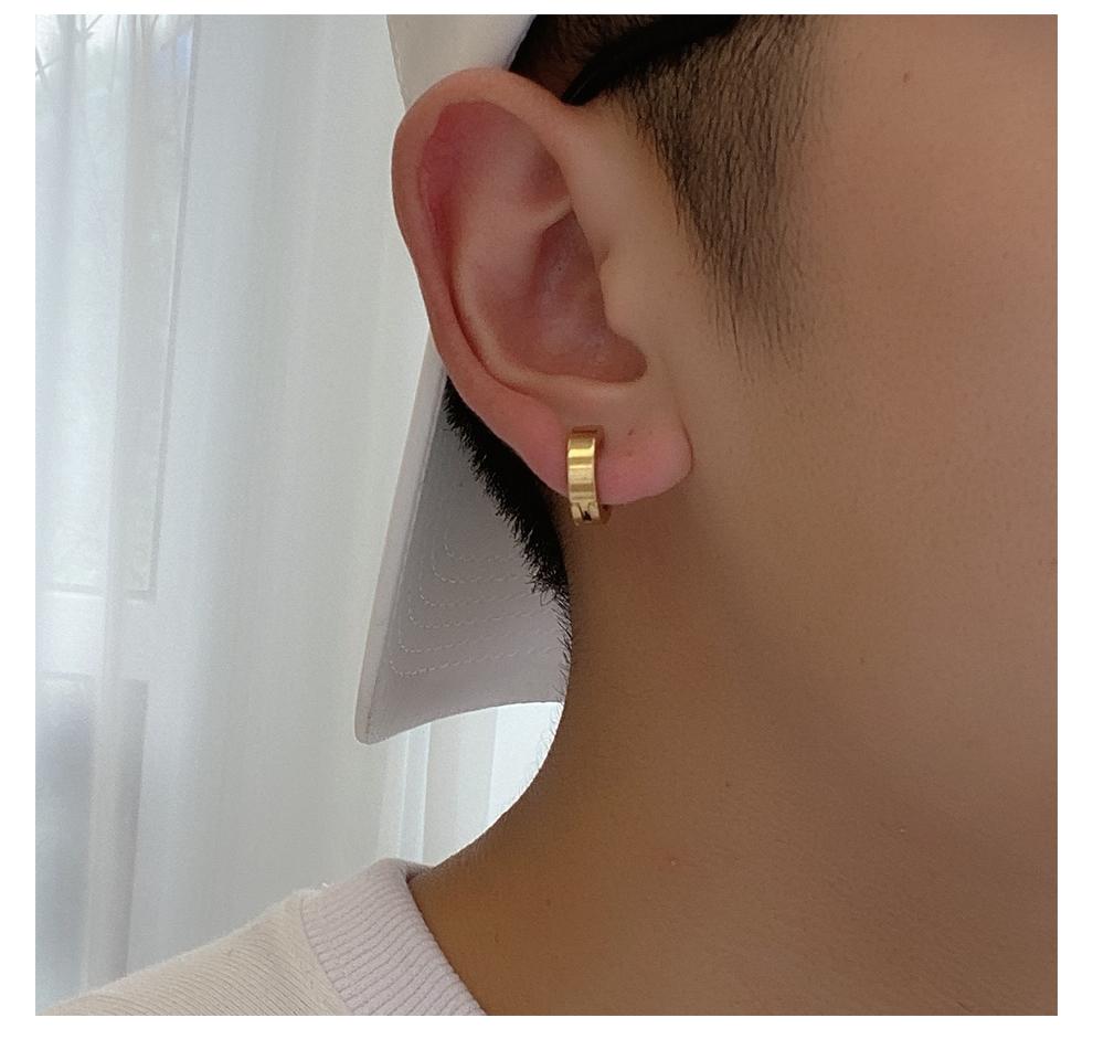 Hoop Earring Clip