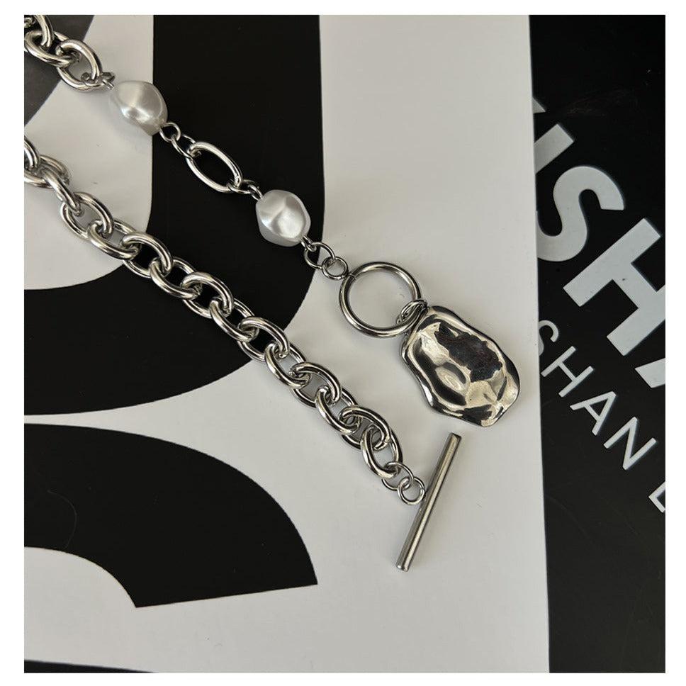 Irregular Pendant Necklace