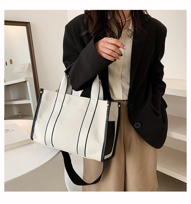 Large-Capacity Tote Bag - Shop our collection of Women's Handbags – The ...