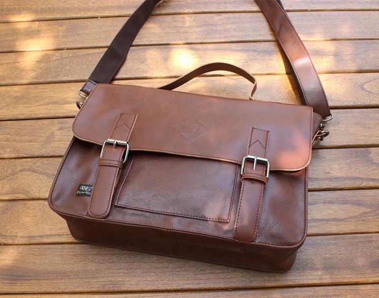 Large-Capacity Commuter Bag