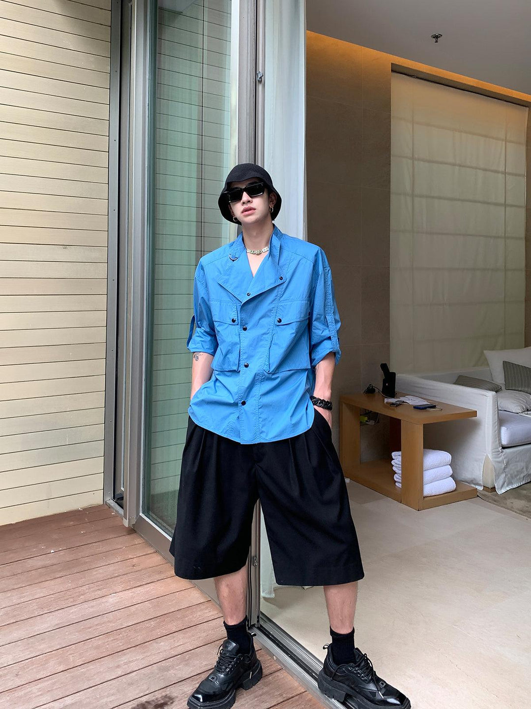 Long-Sleeved Shirt With Large Pockets