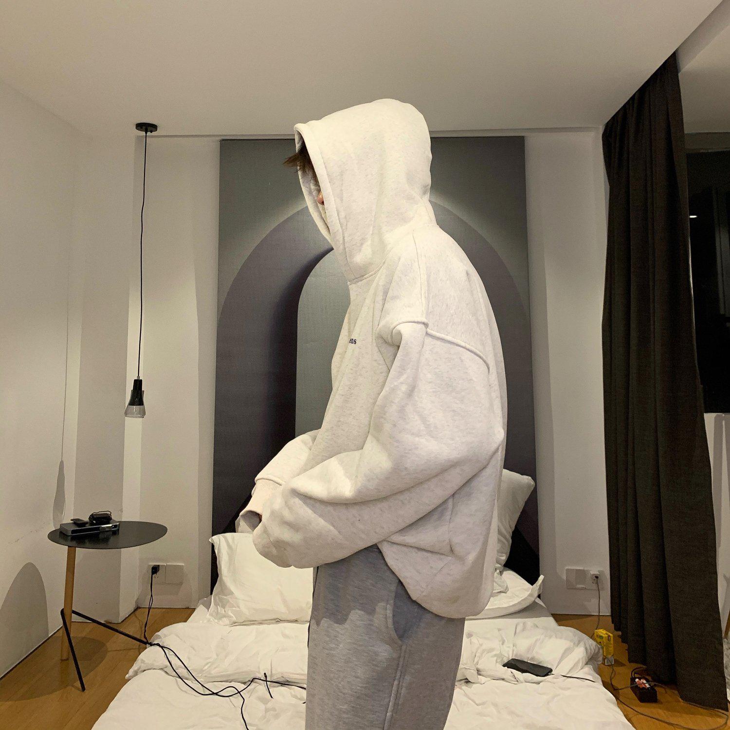 Loose Hooded Sweatshirt