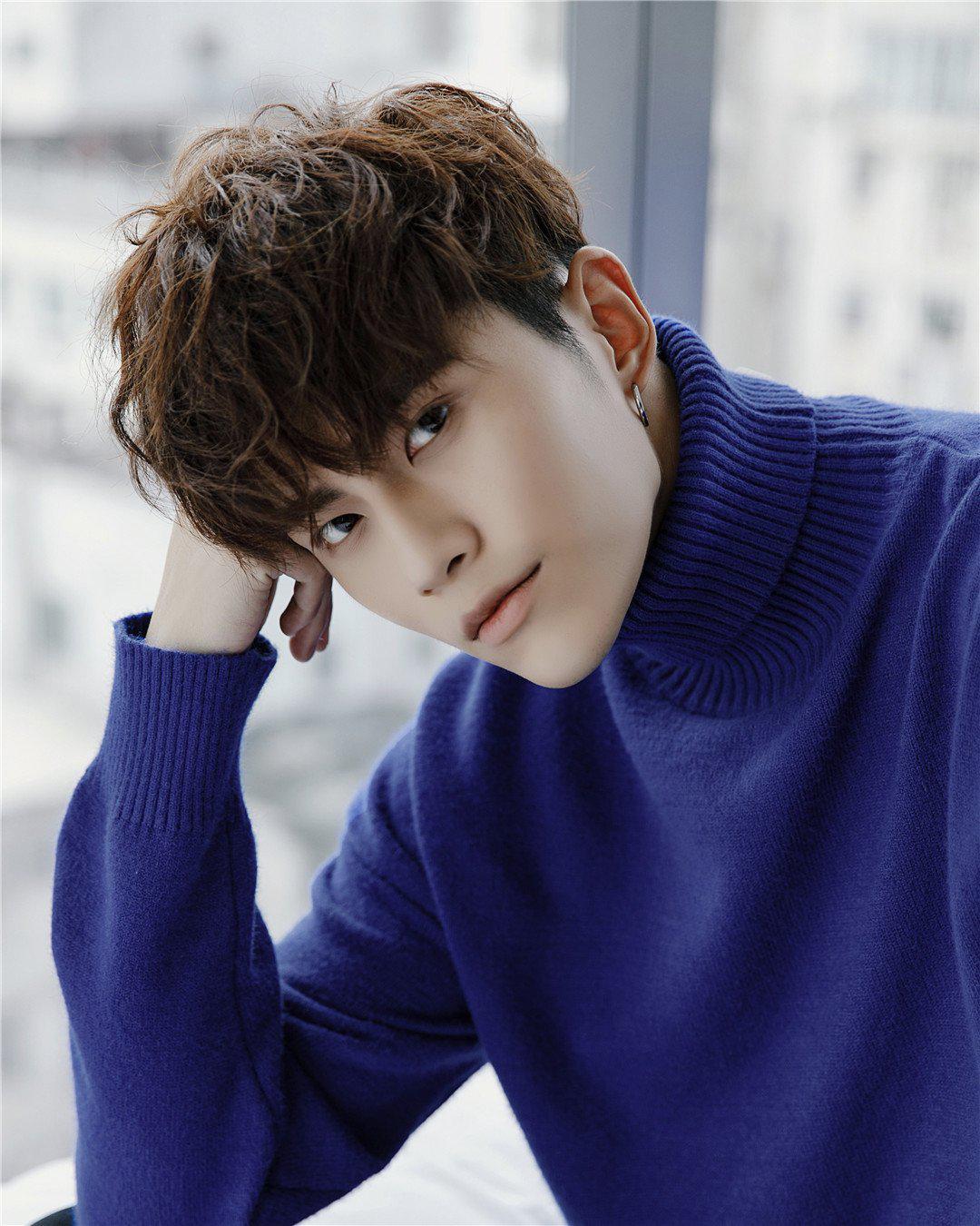 Loose Turtleneck Sweater