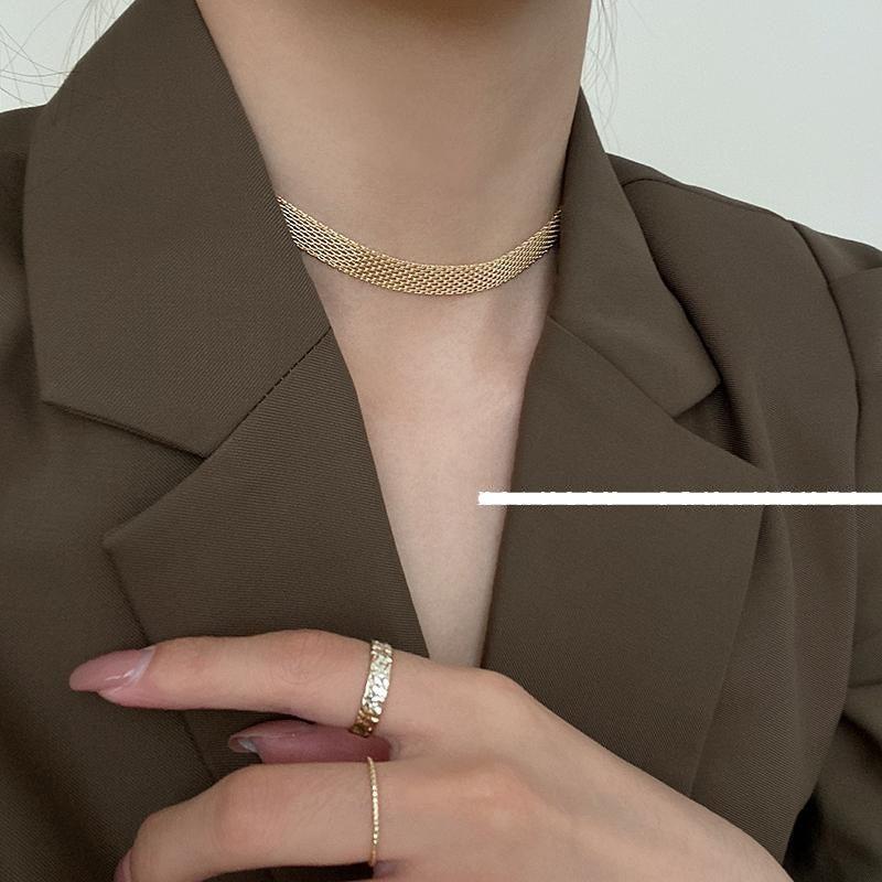 Mesh Metal Choker