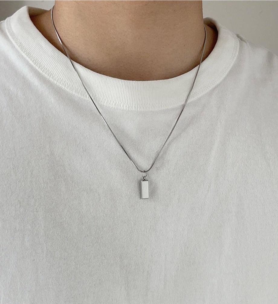Minimalist Pendant Necklace