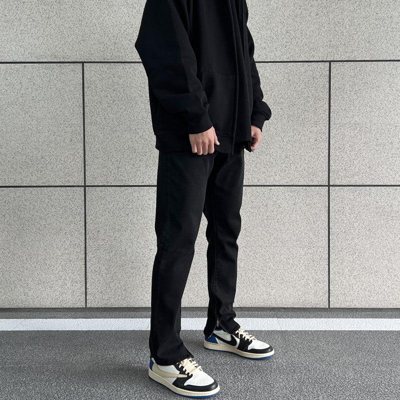 Open Legs Slim Black Jeans