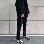 Open Legs Slim Black Jeans