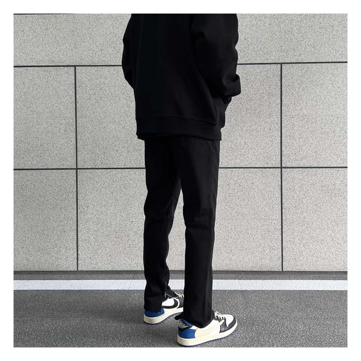 Open Legs Slim Black Jeans